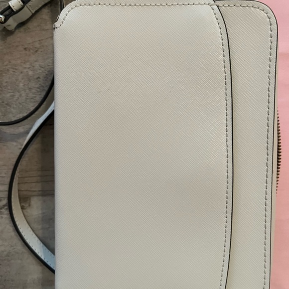 Kate Spade Cream Crossbody Bag - Picture 7 of 12